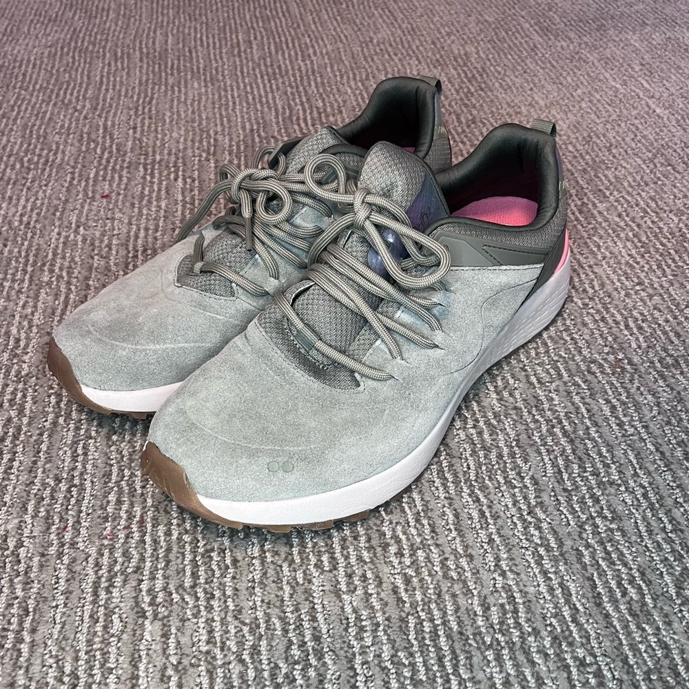 Ryka Kali Leather Trail Walking Shoes Women’s Size 11 EUC